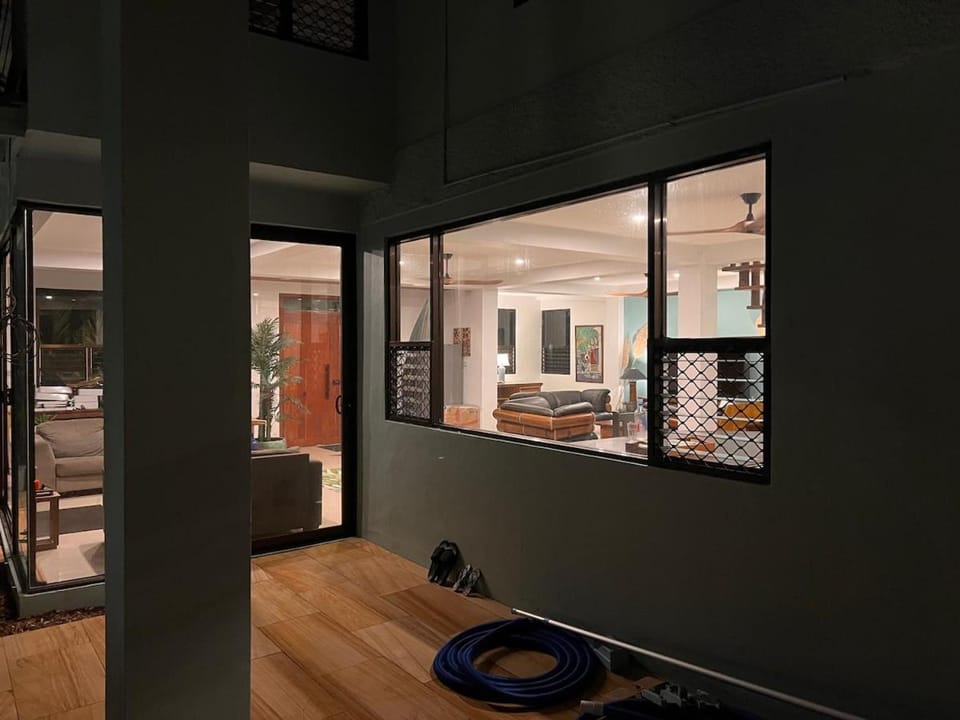 The Niu Haven - 5 Bdrm Home with Pool - A Kidsfirst Apartments Property House in Suva