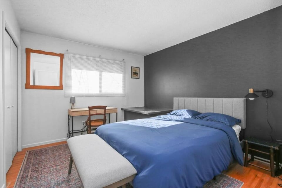 Spacious 3bed in the heart of NE Minneapolis Apartment in Minneapolis