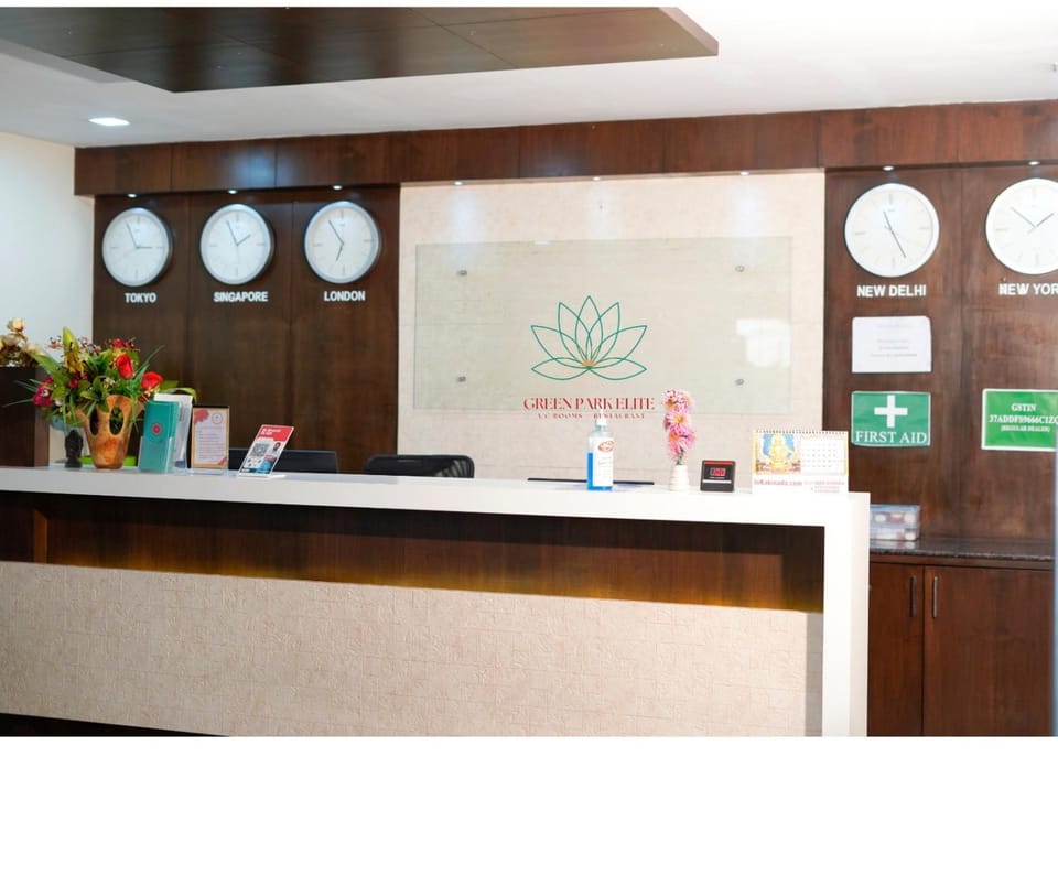 Lobby or reception, Lobby or reception