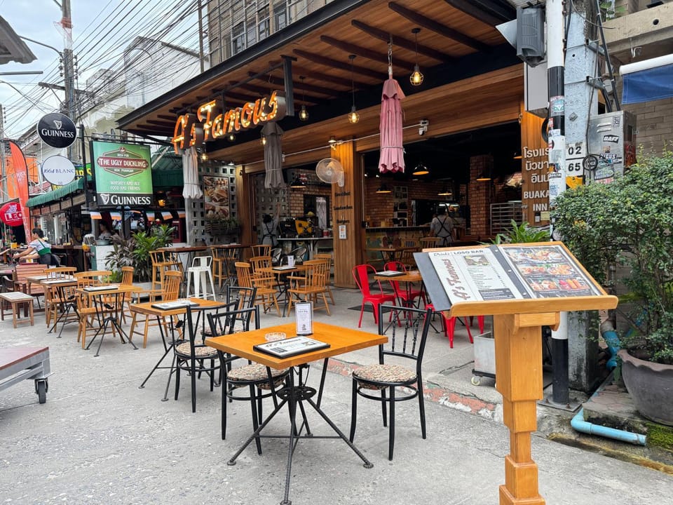 Buakao Inn House in Ko Pha-ngan Sub-district