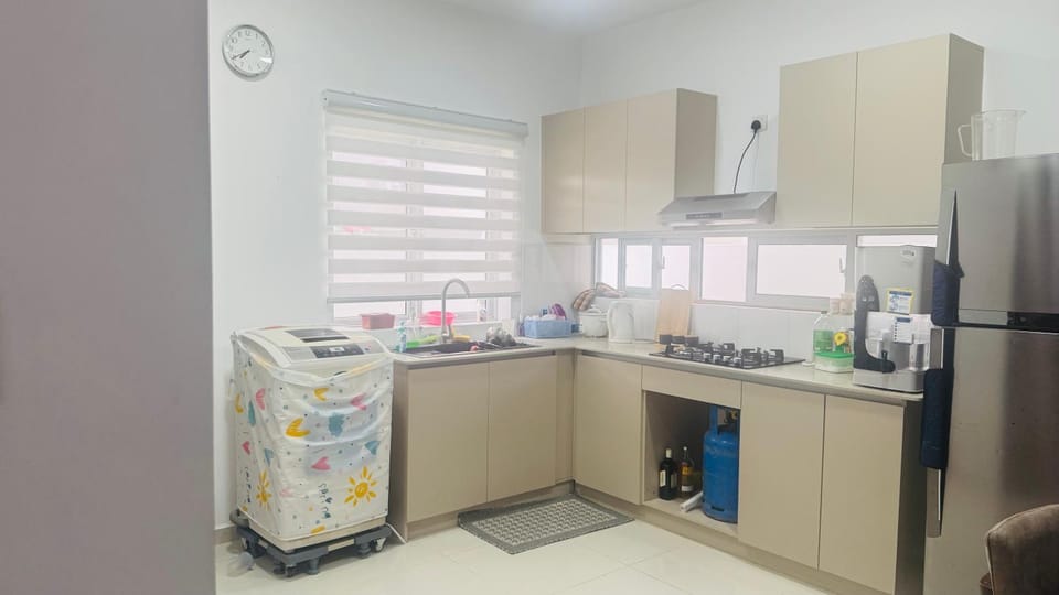 Kitchen or kitchenette, Kitchen or kitchenette