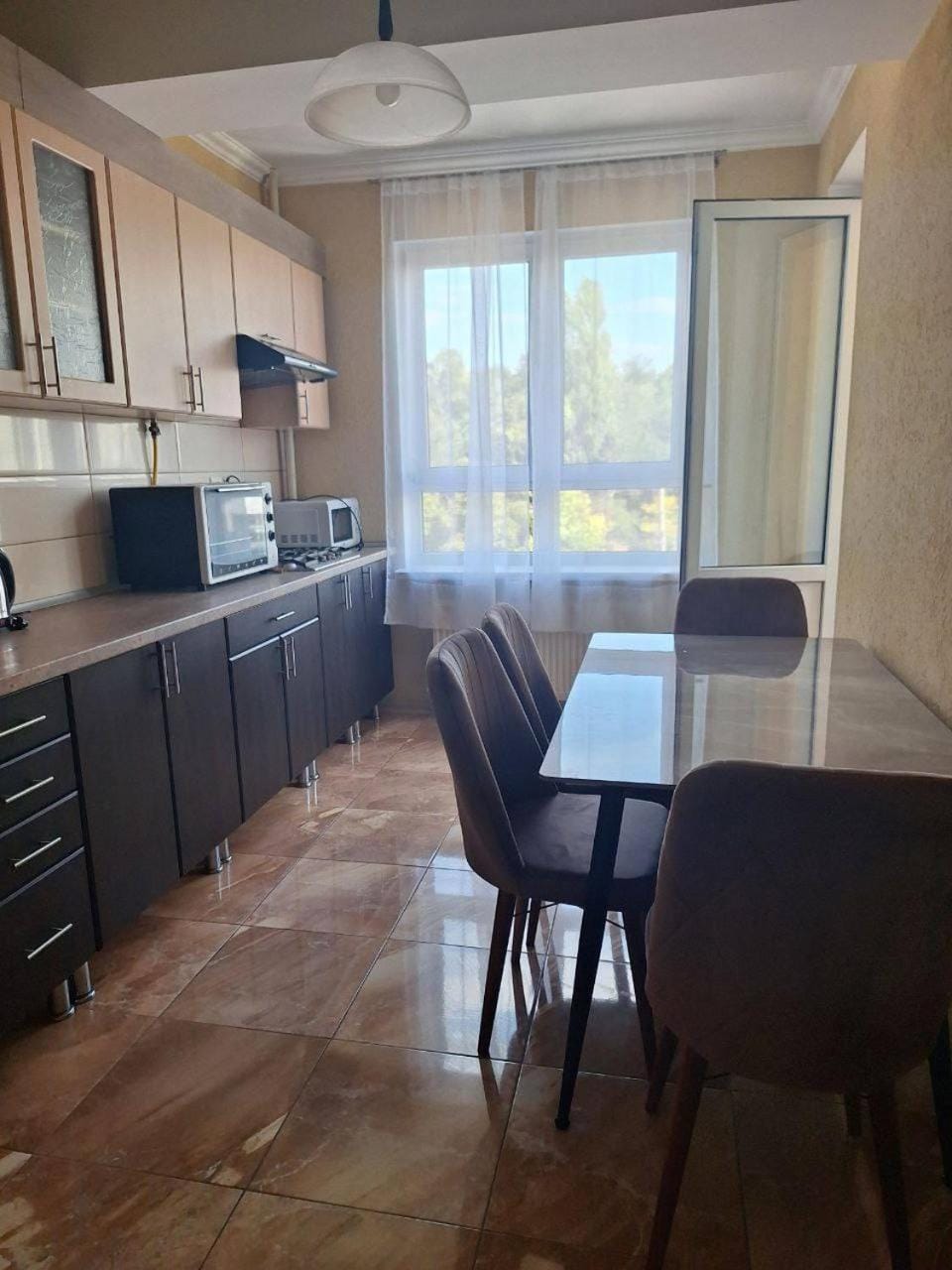 Большая двухкомнатная квартира у озера Apartment in Chișinău