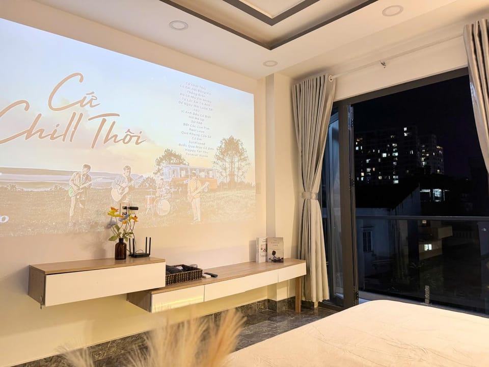 Bed, View (from property/room), Balcony/Terrace, Photo of the whole room, Bedroom