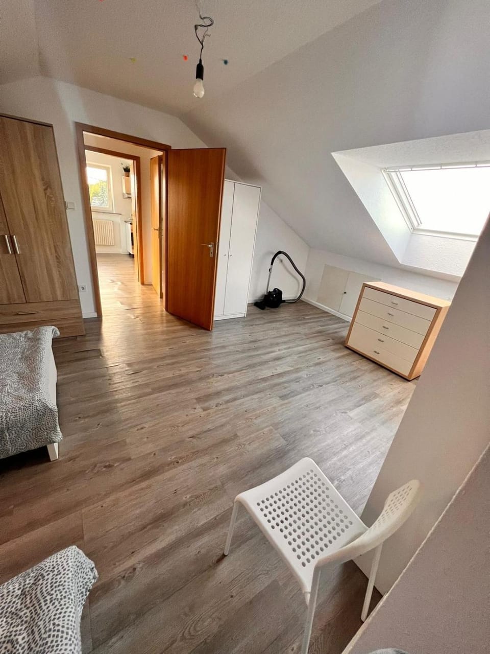 Bed, Photo of the whole room, Bedroom, wardrobe