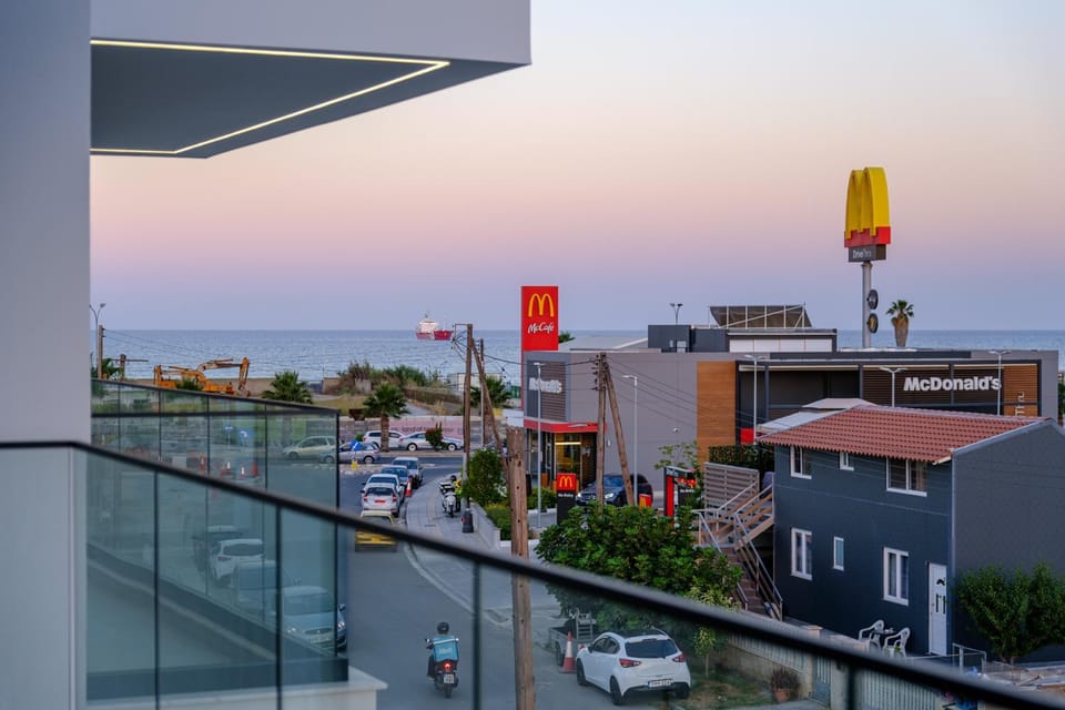 Balcony/Terrace, Sea view, Location