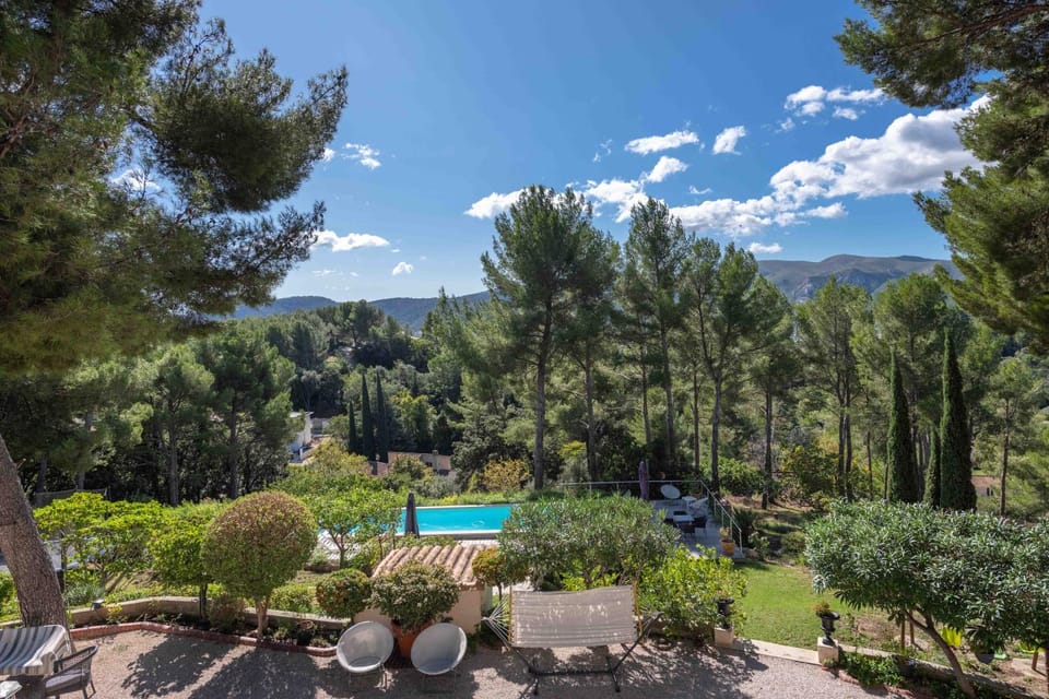 Natural landscape, Garden view, Mountain view, Pool view