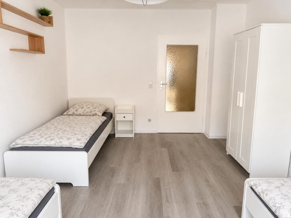 Bed, Bedroom, wardrobe
