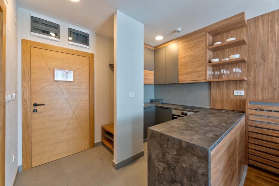 Kitchen or kitchenette, wardrobe