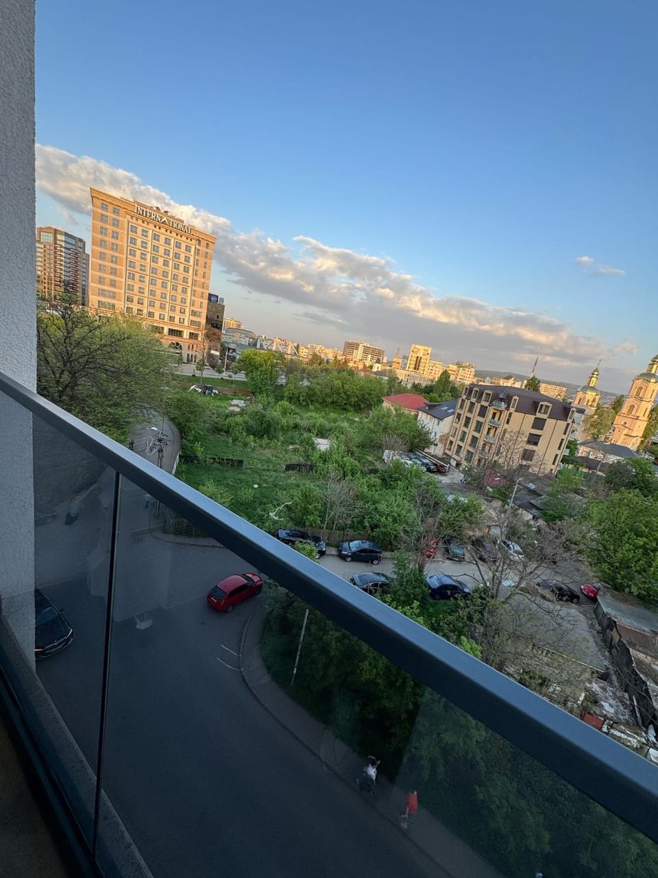 City view, Street view