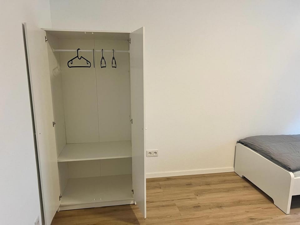 Bed, Photo of the whole room, Bedroom, wardrobe