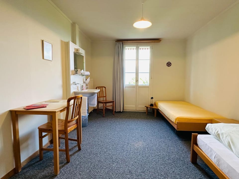 zentrumRANFT Zimmer mit Etagenbad und Etagentoilette Hotel in Nidwalden