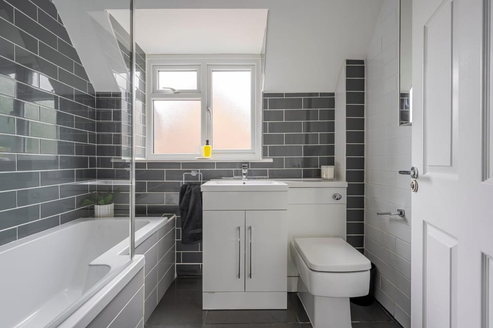Toilet, Bathroom, Bath