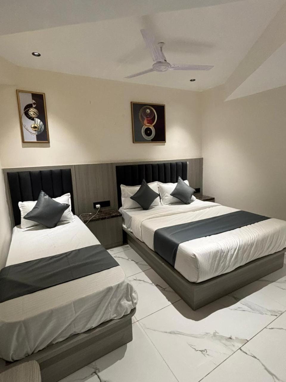 Hotel Prestige Hotel in Ahmedabad