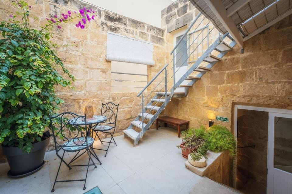 Patio, Day, View (from property/room), Balcony/Terrace