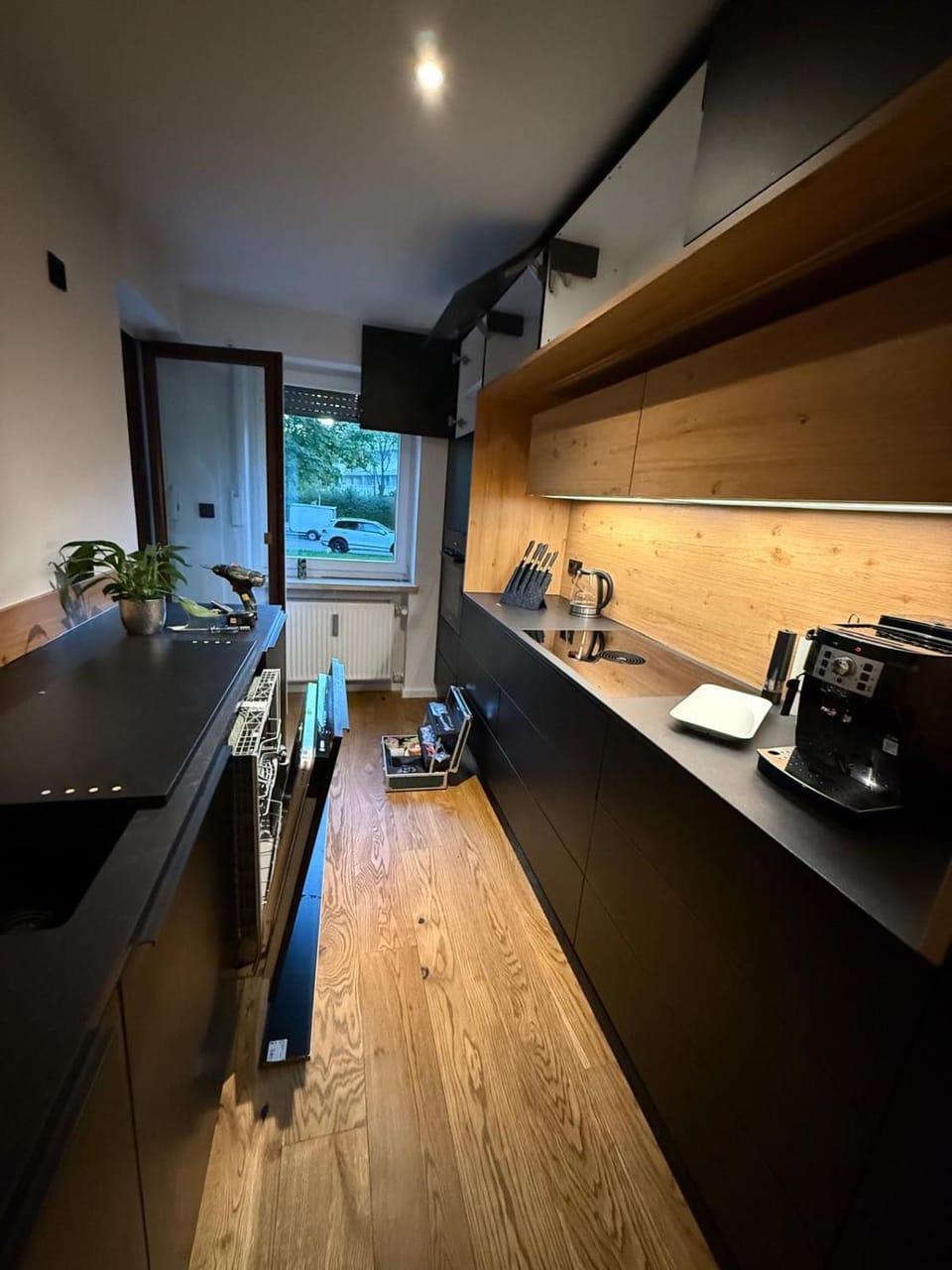 Coffee/tea facilities, Kitchen or kitchenette, minibar, stove, toaster