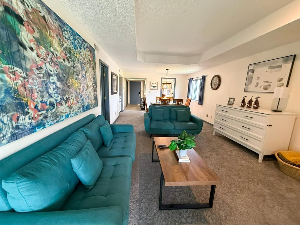 Lazy Waves-Private 2 BD2BA WPool Access-Sleeps 6 House in Lake of the Ozarks