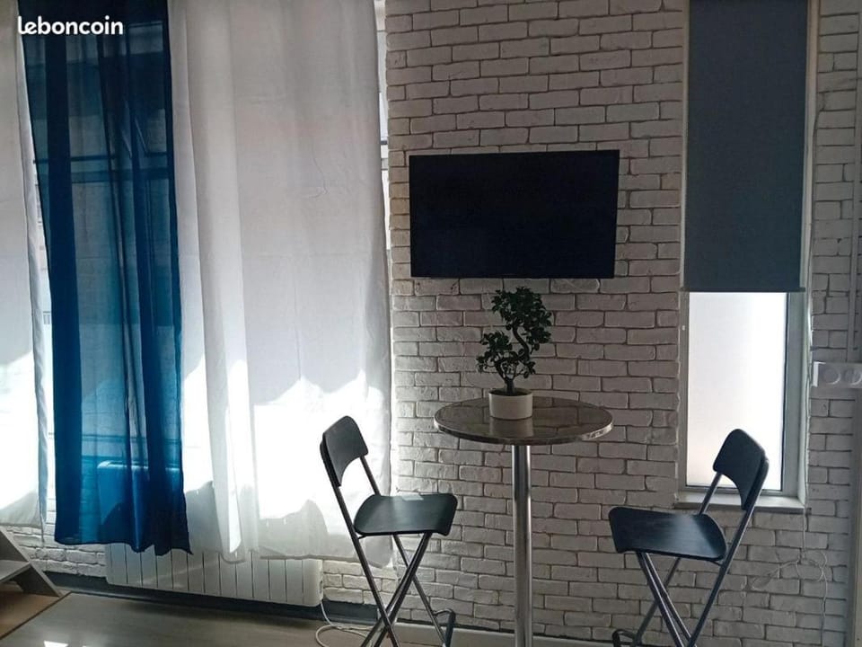 Studio en résidence Apartment in Dijon