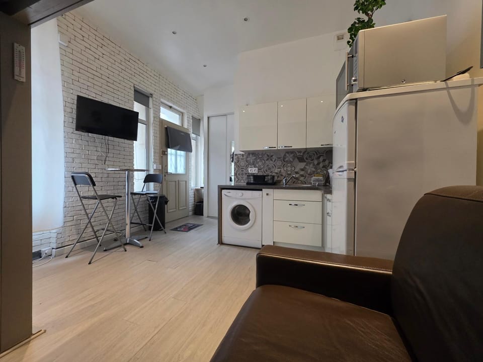 TV and multimedia, Living room, oven, stove, washing machine