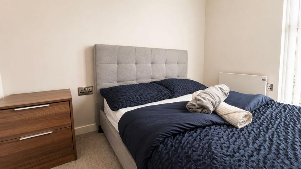Manchester Gem 2-Bed Apartment with Ensuite Apartment in Salford