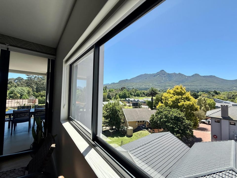 Outeniqua View Escape - Le Jardin 304 Apartment in Western Cape