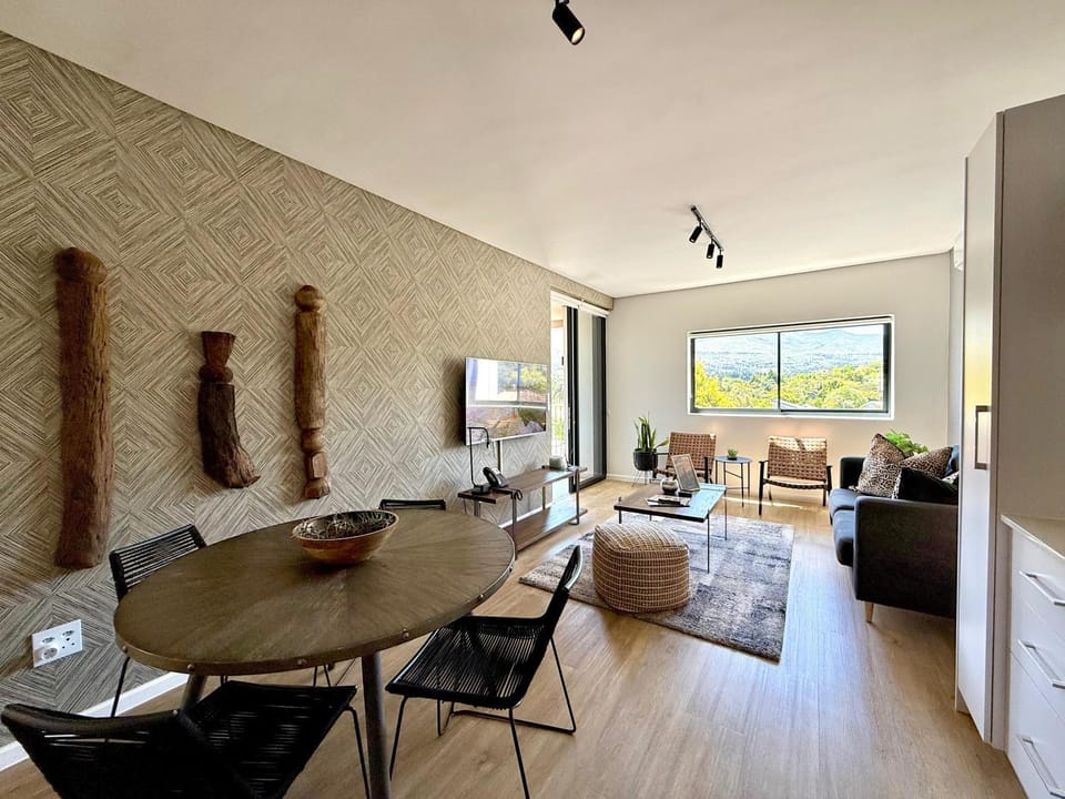 Outeniqua View Escape - Le Jardin 304 Apartment in Western Cape