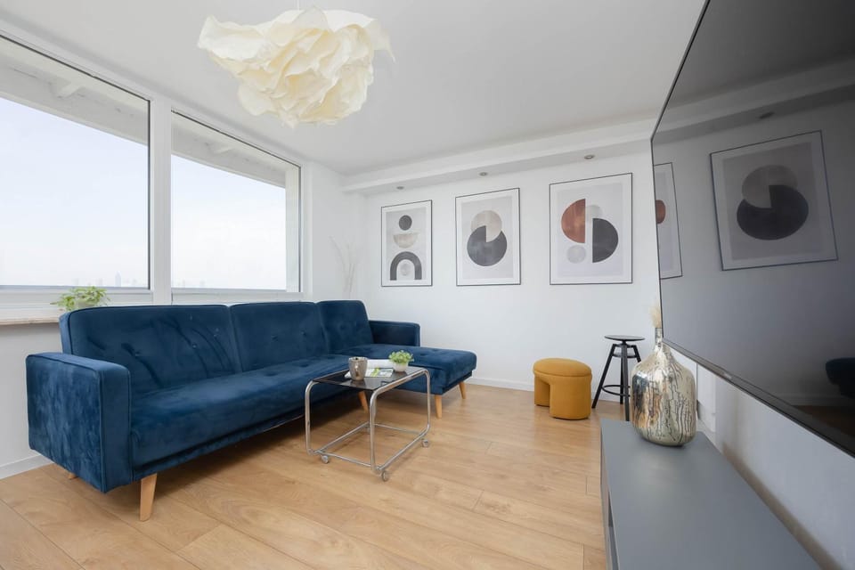 Kitchen or kitchenette, Living room, Seating area