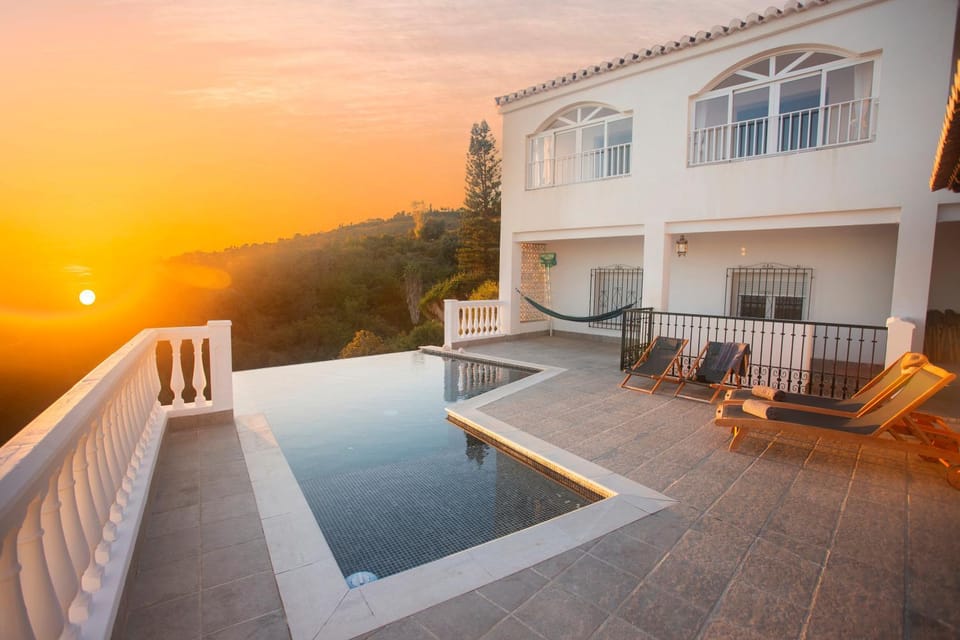 Natural landscape, View (from property/room), Pool view, Swimming pool, Sunset, sunbed