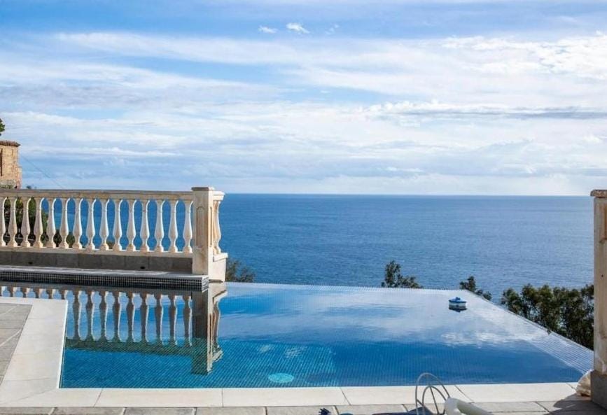 View (from property/room), Pool view, Sea view, Swimming pool