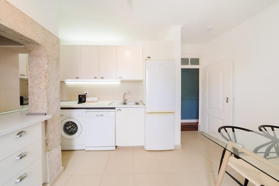 Bright 3BR Steps from National Pantheon | By Airnest Apartment in Lisbon