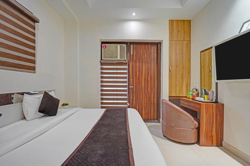 Coffee/tea facilities, View (from property/room)
