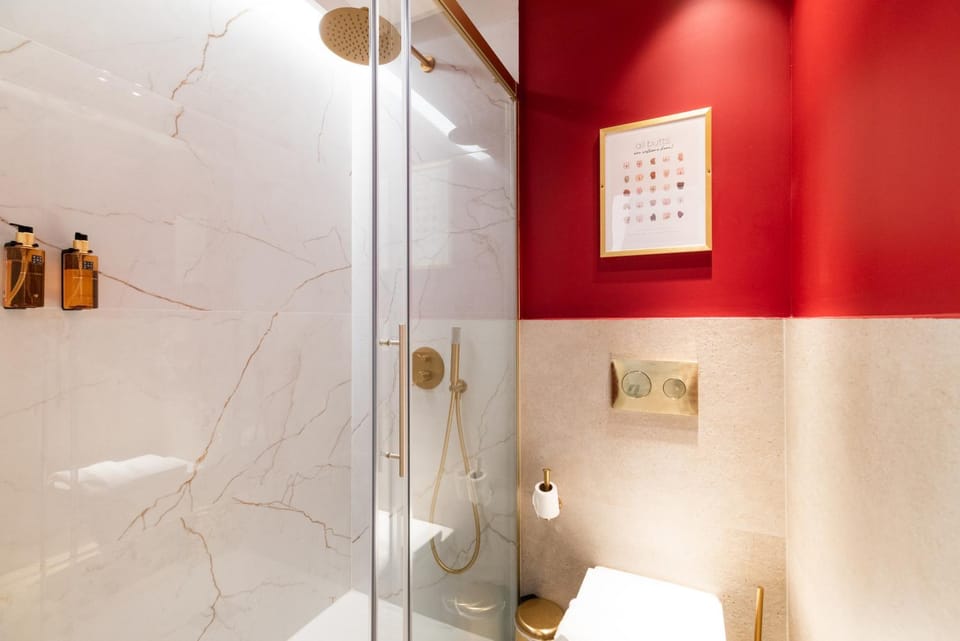Shower, Bathroom