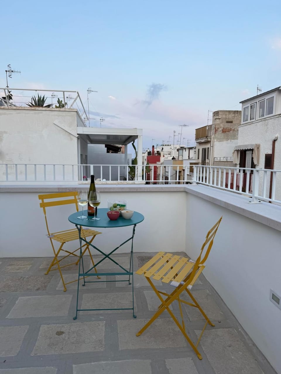 View (from property/room), Balcony/Terrace