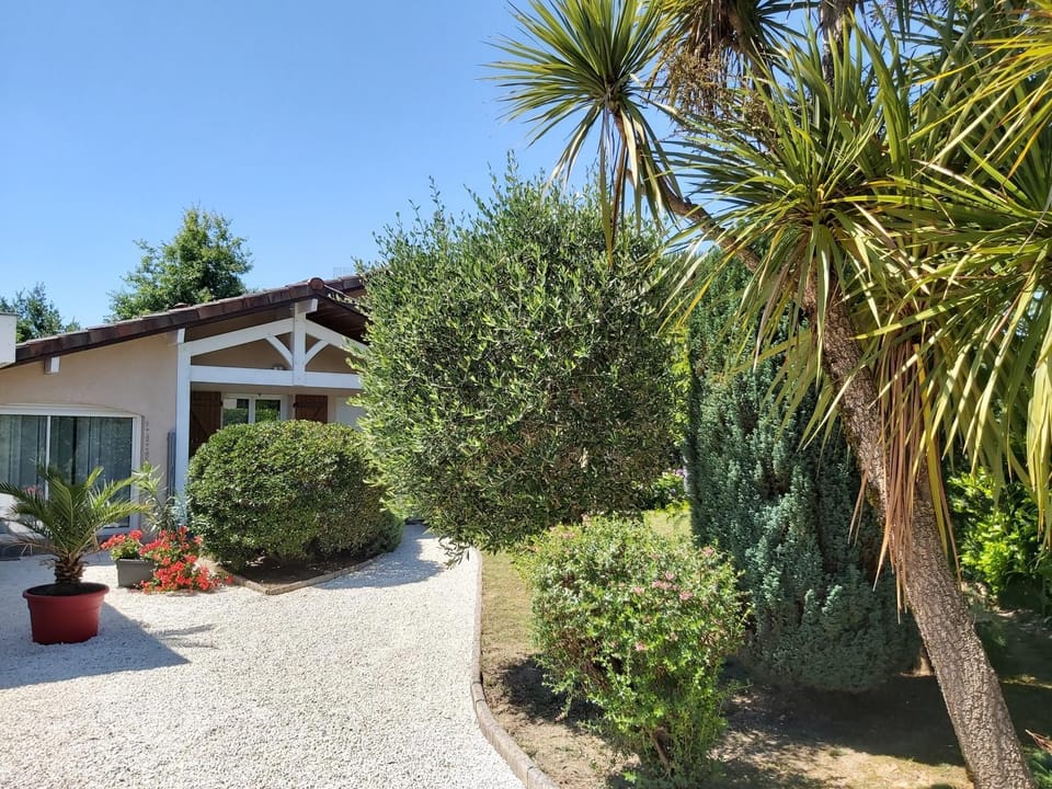 Le Soleil Couchant Bed and Breakfast in Hossegor