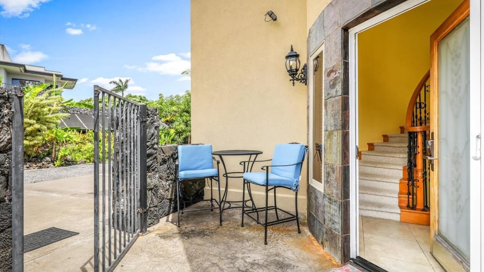 Kawena 5 House in Holualoa