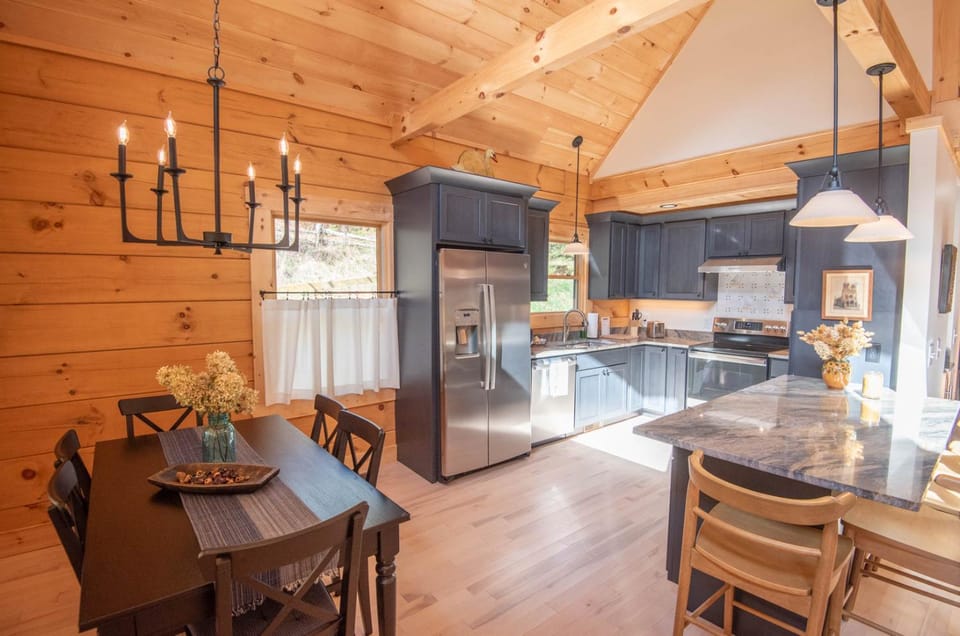 Riverstead Cabin- Riverfront, Wrap Around Porch, Hot Tub & More Cabin in North Carolina