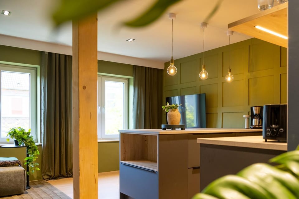 Kitchen or kitchenette, Living room
