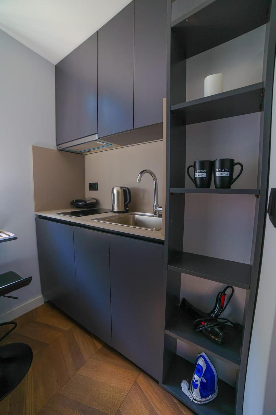 Matisse No18 - Studio With Parking Apartment in Tirana