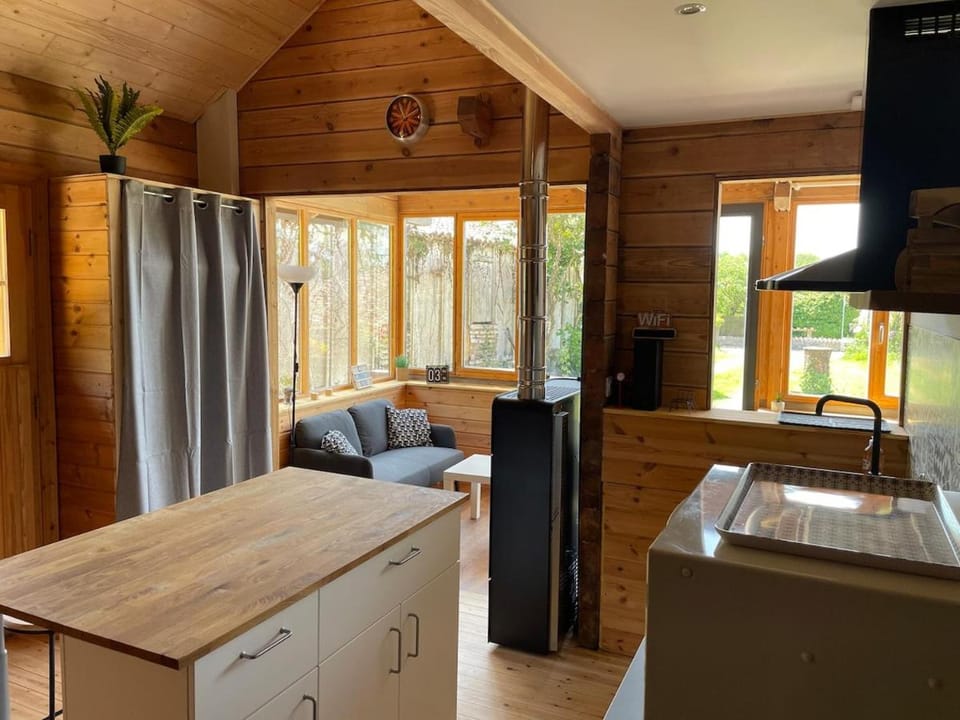 Le Chalet 20min PuyduFou Chalet in Pays de la Loire