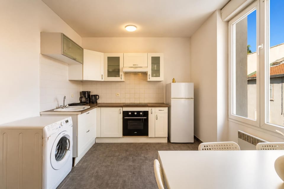 Communal kitchen