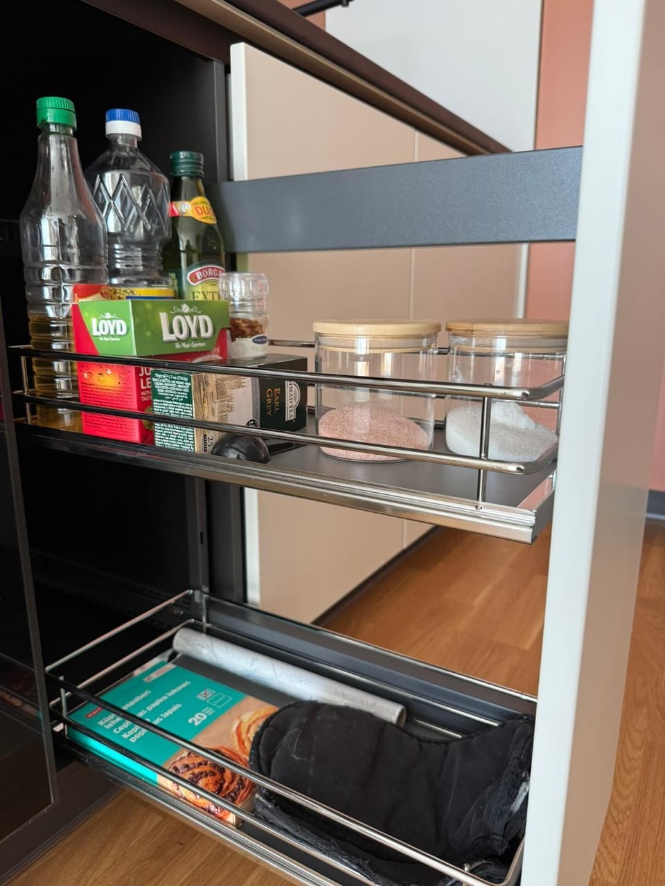 Coffee/tea facilities, Kitchen or kitchenette