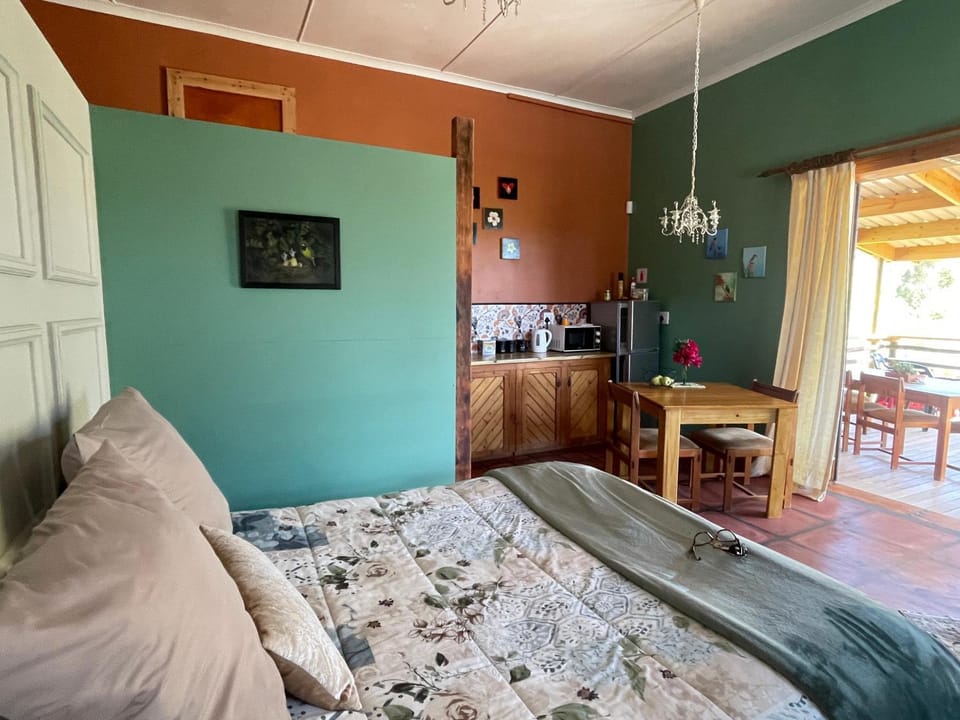 Bokmakierie Studio Apartment in Western Cape