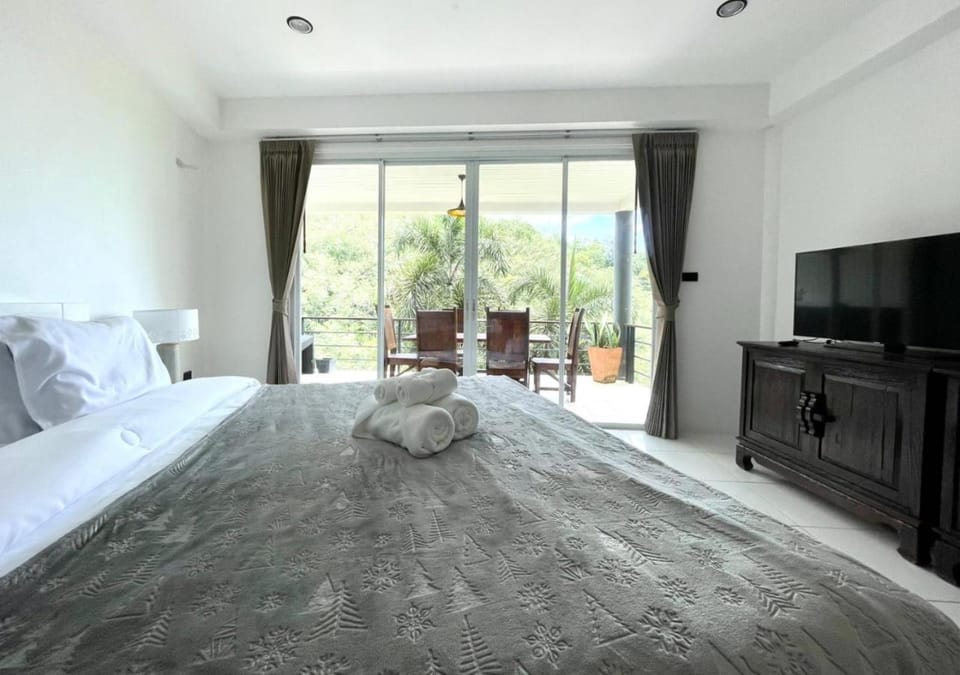 Quiet Seaview House 1 Bedroom Patong Villa in Patong