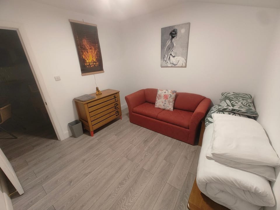 Living room, Decorative detail, Seating area