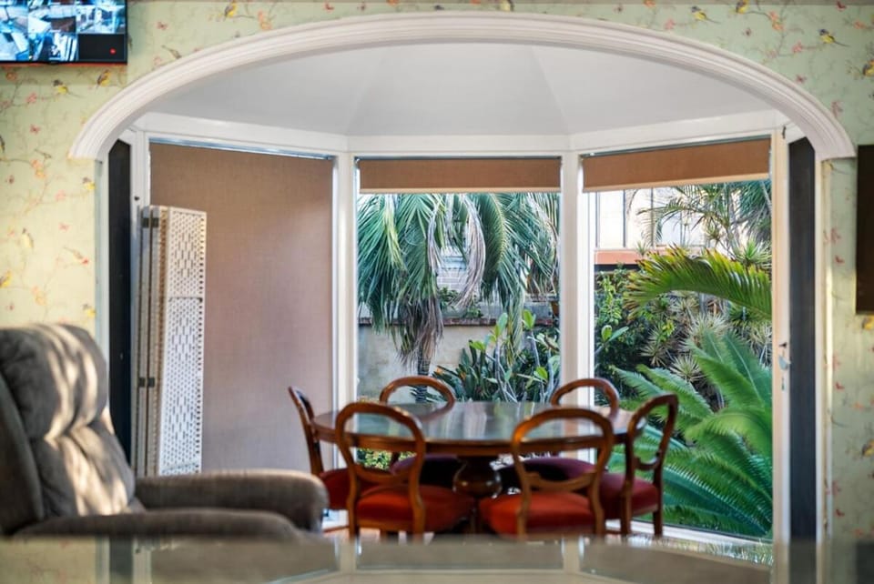 MoonRakers - Heritage Charm in Fremantle House in Perth