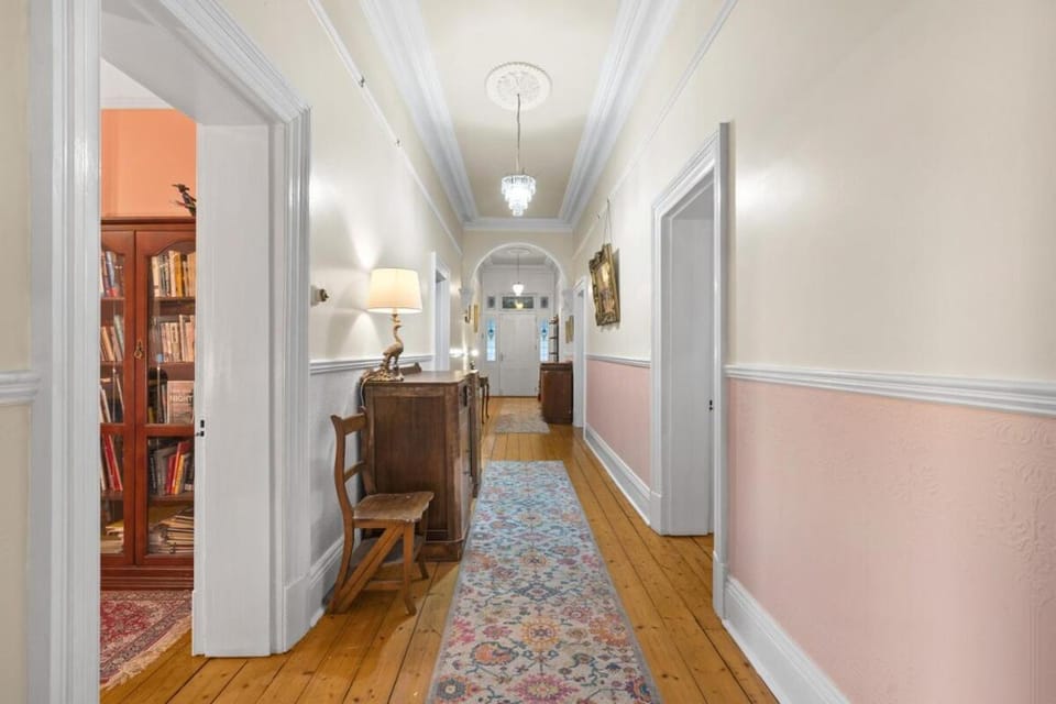 MoonRakers - Heritage Charm in Fremantle House in Perth