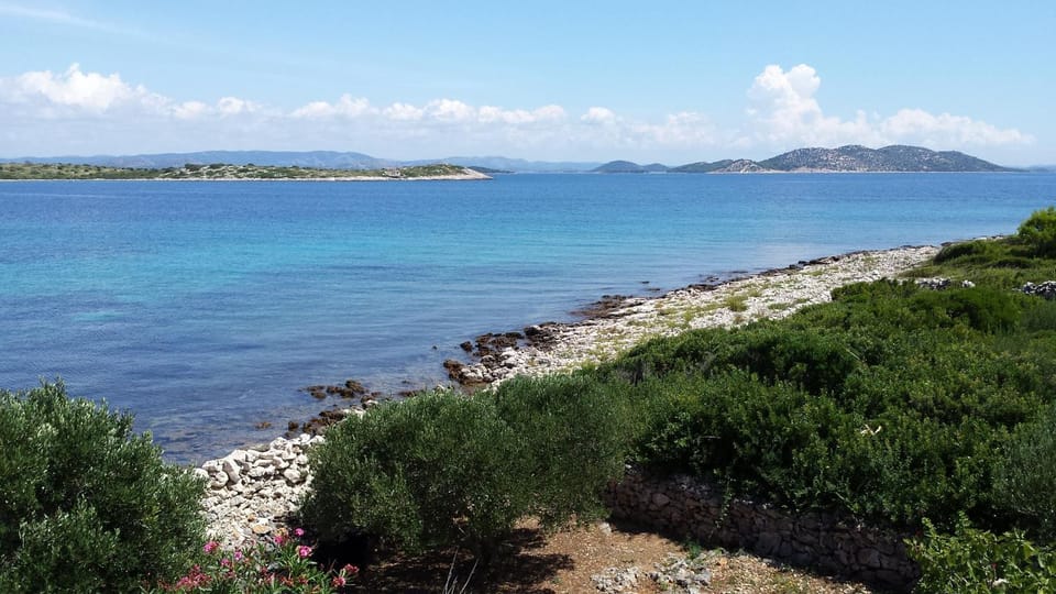 Robinzon House Kornati House in Šibenik-Knin County, Croatia