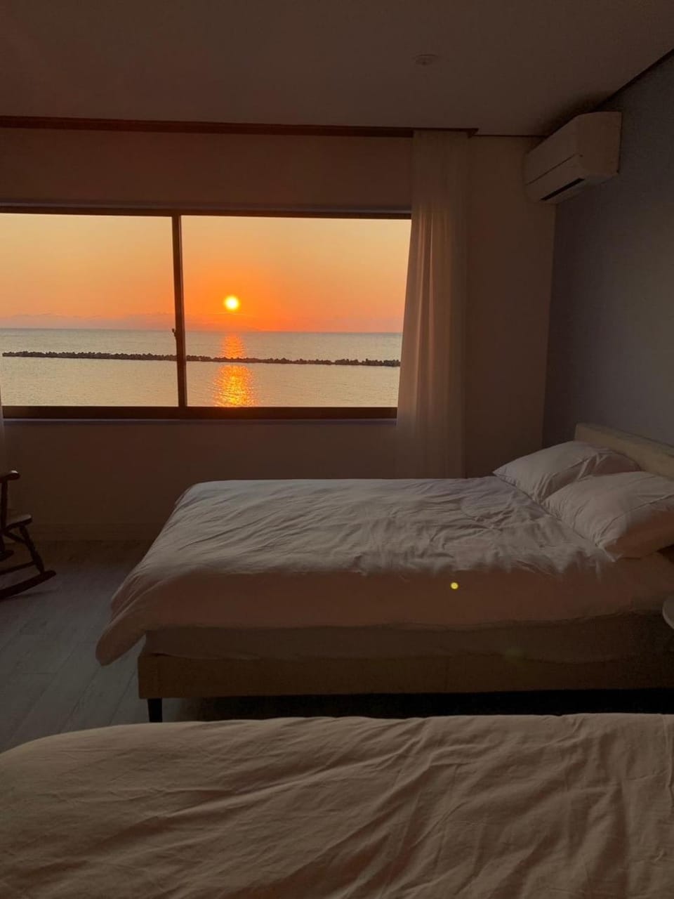 Bed, Photo of the whole room, Bedroom, Sea view, Sunset