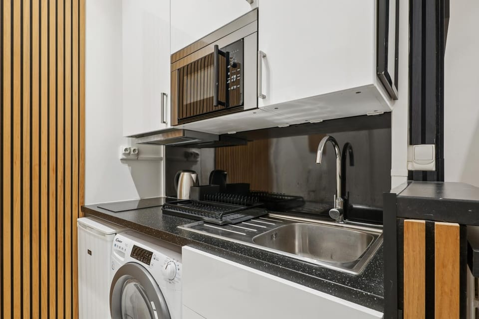 Nice flat close to Arc de Triomphe Apartment in Paris