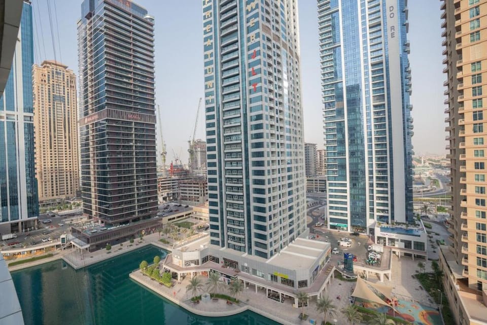 Nearby landmark, Lake view