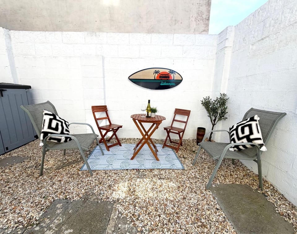 Garden, Seating area, Inner courtyard view, pet friendly